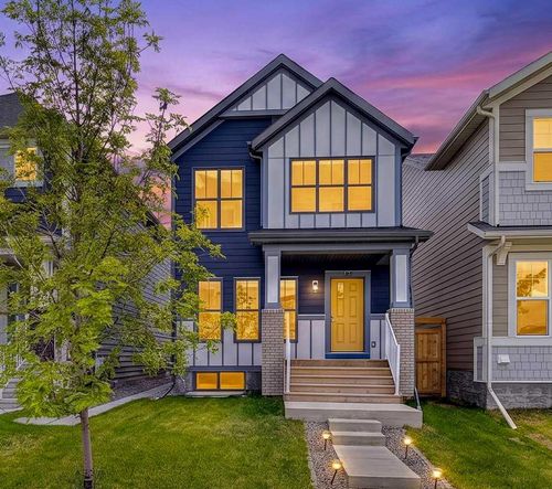 170 Magnolia Sq Se, Calgary, AB, T3M2W5 | Card Image