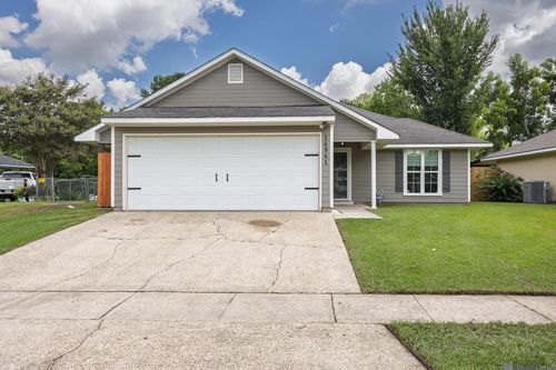 14941 Point Chenier Ave, Baton Rouge, LA, 70817-4716 | Card Image