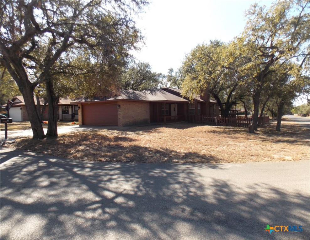 Rawhide Cir, Morgans Point Resort, TX 76513