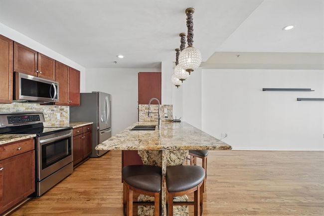 APT-1005 - 917 Main St, Condo with 2 bedrooms, 2 bathrooms and 1 parking in Houston TX | Image 19