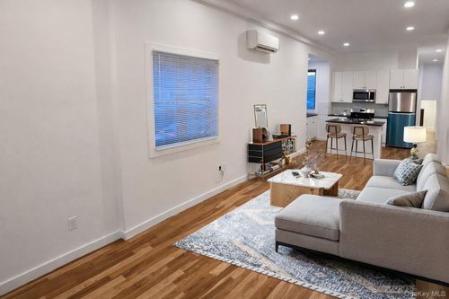 32 Radde Pl, Brooklyn, NY, 11233-3114 | Card Image