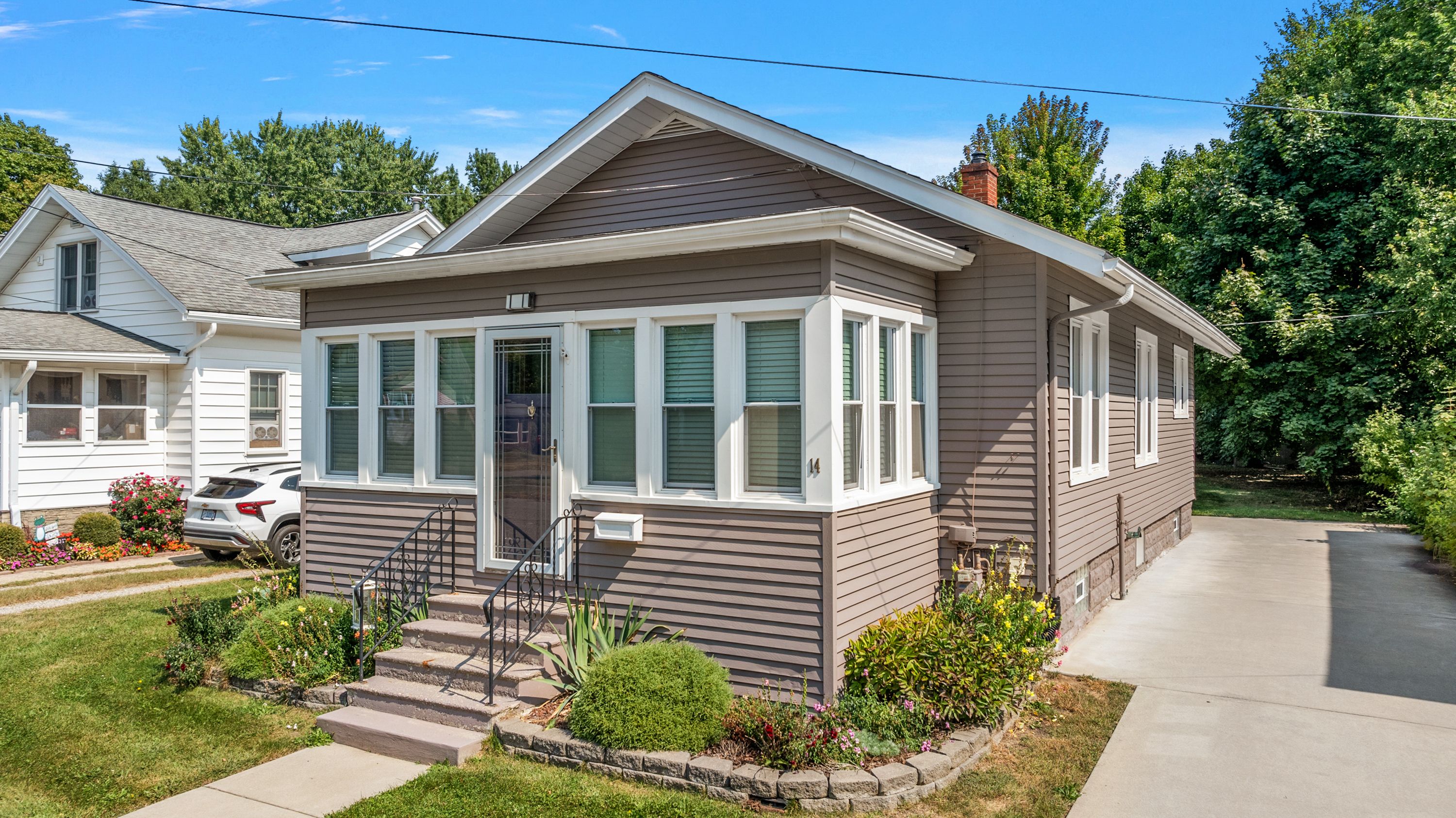 Pleasant St, Oxford, MI 48371