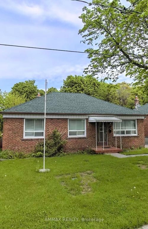 42 Arrowsmith Avenue, North York, ON, M6M2W7 | Card Image