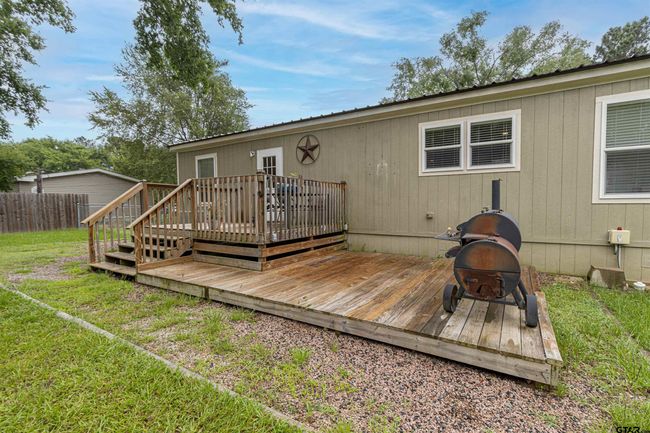 21167 Joe Paul Ln, House other with 4 bedrooms, 2 bathrooms and null parking in Chandler TX | Image 33
