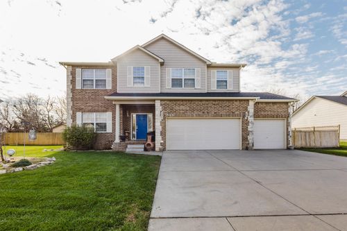 305 W Autumn Blaze Cir, Goddard, KS, 67052-8468 | Card Image