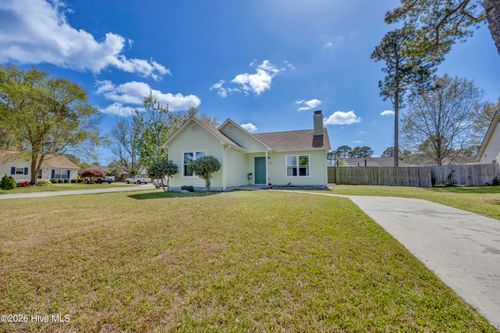 2201 Foliage Ct, Wilmington, NC, 28411-7795 | Card Image