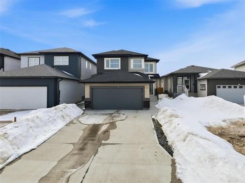 32 David George Dr, Winnipeg, MB, R3W0P4 | Card Image