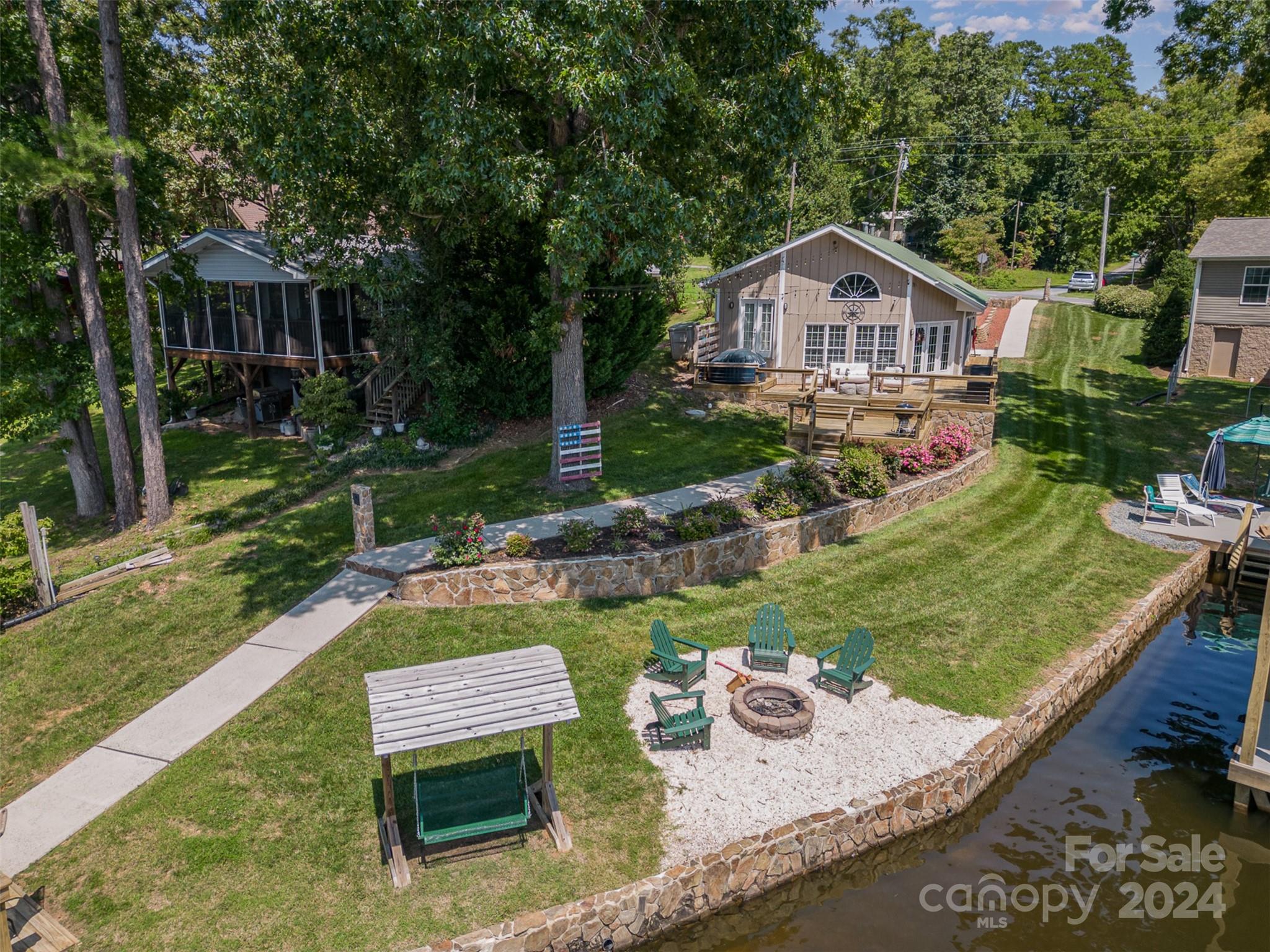 Pinehaven Dr, New London, NC 28127