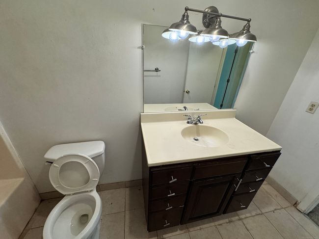 APT-57 - 519 Scott Rd, Condo with 2 bedrooms, 2 bathrooms and null parking in Waterbury CT | Image 12