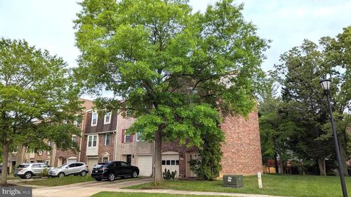 10401 Storch Dr, Lanham, MD, 20706-2195 | Card Image