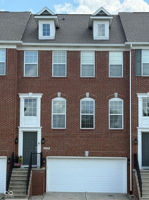 11777 Harvard Ln, Carmel, IN, 46032-4666 | Card Image