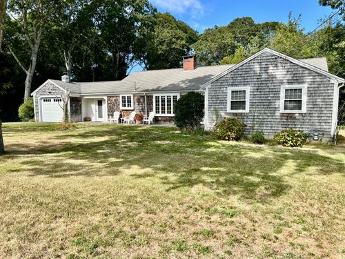 18 Turner Ln, South Yarmouth, MA, 02664-3142 | Card Image