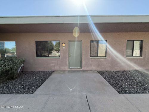 i-1518 E Hedrick Dr, Tucson, AZ, 85719-2701 | Card Image