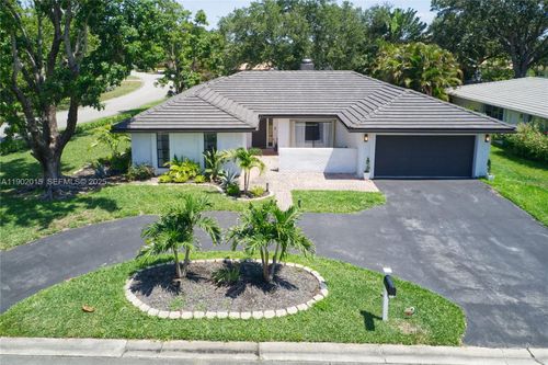 10395 Nw 42nd Dr, Coral Springs, FL, 33065-1582 | Card Image