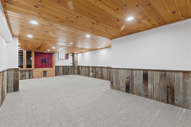 Fresh carpet! | Image 35