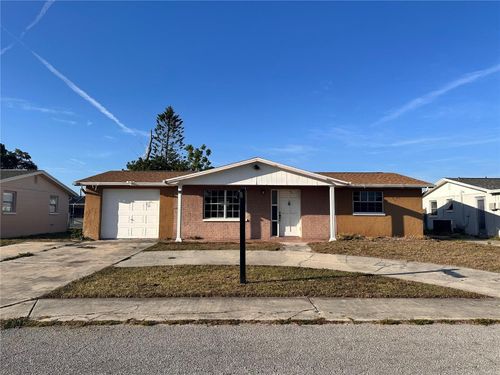 3215 Bright Dr, HOLIDAY, FL, 34691-4621 | Card Image
