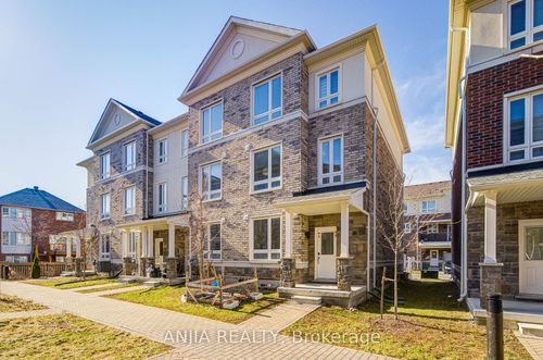 64 Chicago Lane, Markham, ON, L6E0V6 | Card Image