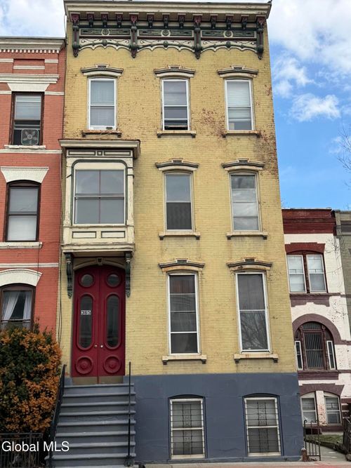 2-365 Madison Ave, Albany, NY, 12210-1797 | Card Image