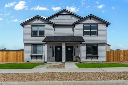 3410 Nw 7th Street, Redmond, OR, 97756 | Card Image