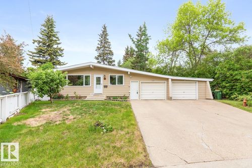 29 Greenview Cres, St Albert, AB, T8N0S9 | Card Image