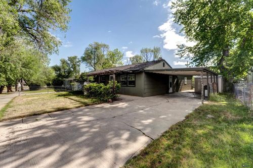3202 Grandview Dr, Rapid City, SD, 57701-7448 | Card Image
