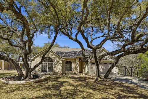 21528 Paine Ave, Lago Vista, TX, 78645-6755 | Card Image