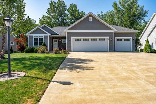 5131 E Blue Teal Dr, Port Clinton, OH, 43452-2990 | Card Image