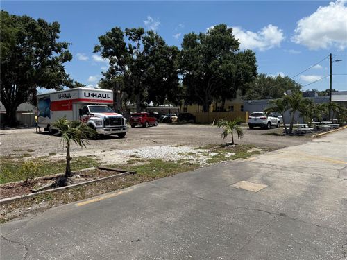 4019 W Dr Martin Luther King Jr Blvd, TAMPA, FL, 33614-7003 | Card Image