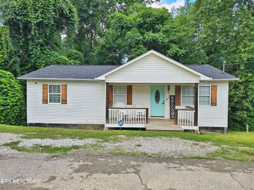 516 N 11th St, La Follette, TN, 37766-2330 | Card Image