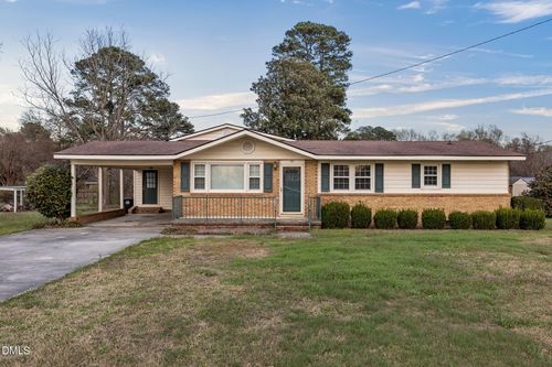 131 Fairview Village Rd, Dunn, NC, 28334-6083 | Card Image