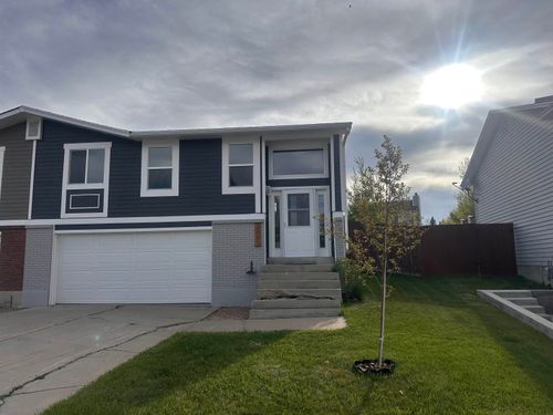 1661 Troy Ct, Kemmerer, WY, 83101-4202 | Card Image