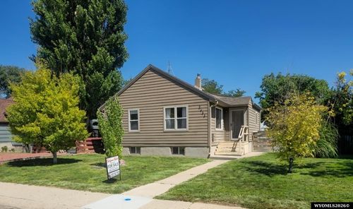 2633 E B Street, Torrington, WY, 82240 | Card Image