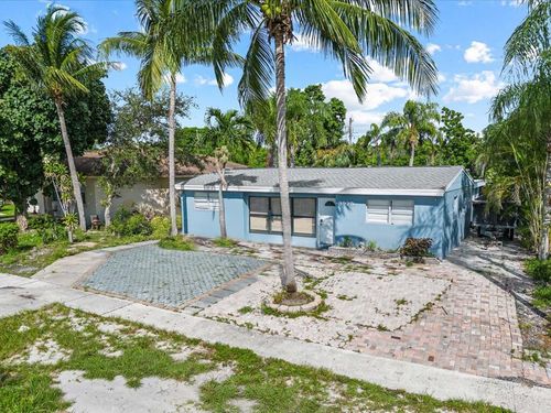 3925 Tuskegee Dr, Lake Worth, FL, 33462-2121 | Card Image