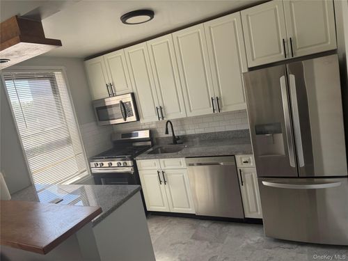 6f-555 Mclean Avenue, Yonkers, NY, 10705 | Card Image