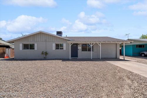 3631 W Denton Ln, Phoenix, AZ, 85019-2307 | Card Image