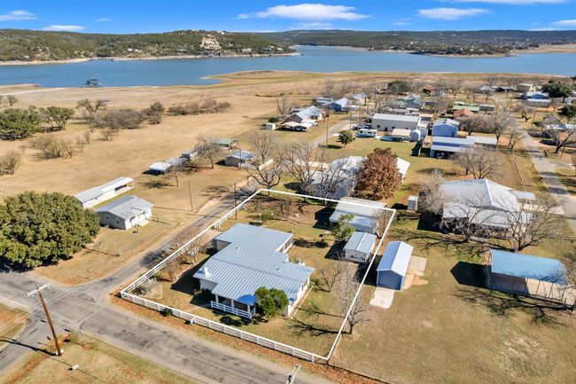 200 Lakeshore Loop, House other with 2 bedrooms, 2 bathrooms and null parking in Tow TX | Image 27