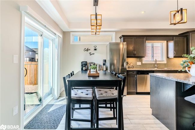 7787 Hanniwell St, House other with 3 bedrooms, 3 bathrooms and 8 parking in Niagara Falls ON | Image 17