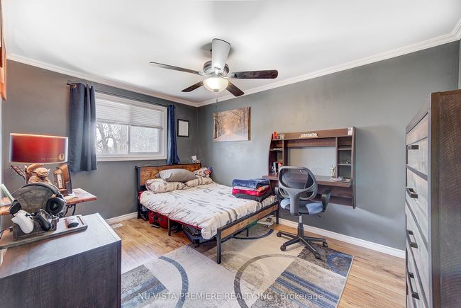 45 Mohegan Cres, House attached with 3 bedrooms, 2 bathrooms and 2 parking in London ON | Image 24
