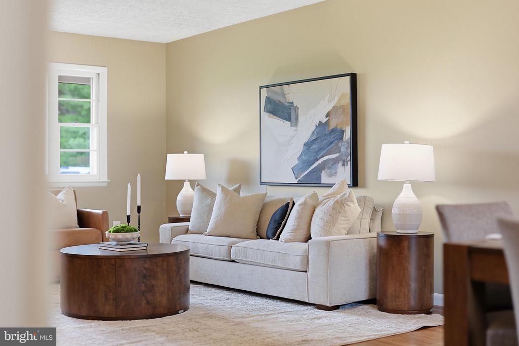 Residential in WOODBINE 5