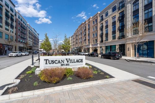404-18 Artisan Dr, Salem, NH, 03079-5034 | Card Image