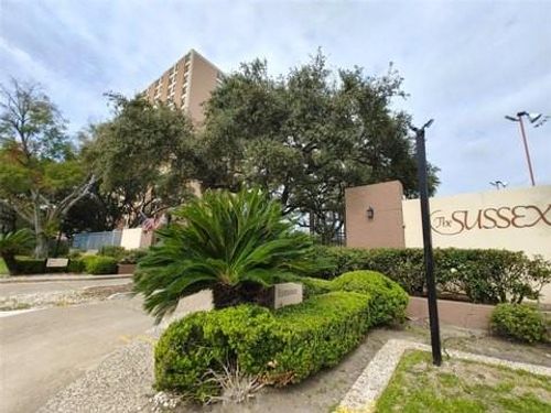 1204-7520 Hornwood Dr, Houston, TX, 77036-4327 | Card Image