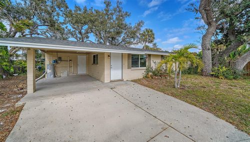 1203 Pineland Ave, VENICE, FL, 34285-7940 | Card Image