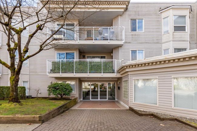 107 - 9940 151 Street, Condo with 2 bedrooms, 2 bathrooms and 2 parking in Surrey BC | Image 1