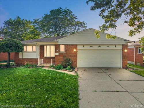 27059 Shackett Ave, Warren, MI, 48093-4625 | Card Image