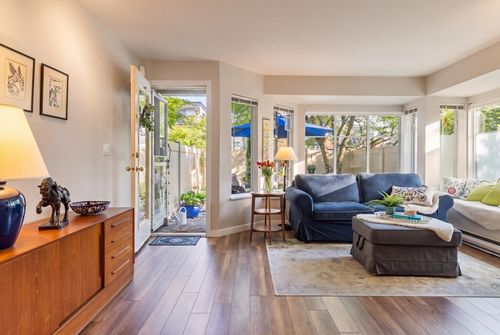 101-131 W 20th St, North Vancouver, BC, V7M1Y2 | Card Image