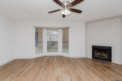 1757 S Brightside View Dr, Baton Rouge, LA, 70820-1701 | Card Image