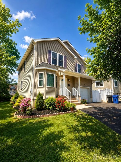 7 Paul St, Fords, NJ, 08863-2111 | Card Image
