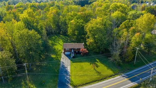 8175 Caughdenoy Rd, Clay, NY, 13041-9115 | Card Image