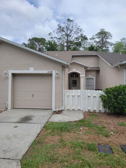 12514 Hollybrook Ln, HUDSON, FL, 34669-2745 | Card Image
