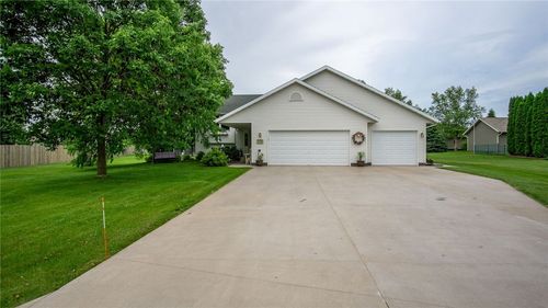 14346 41st Ave, Chippewa Falls, WI, 54729-8867 | Card Image
